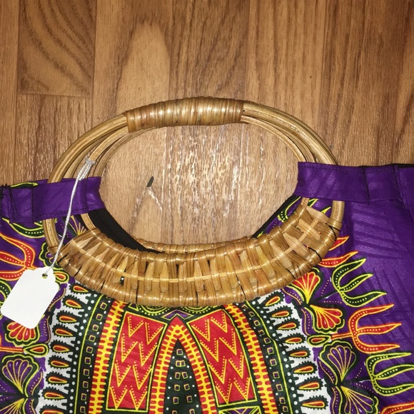 Kente cloth print tote with wicker handles - Picture 7 of 7